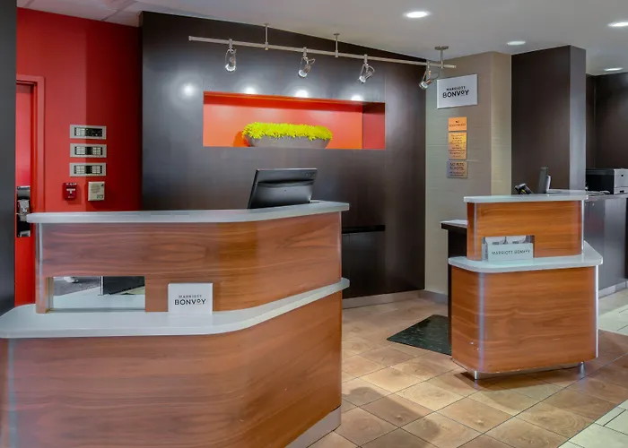 Hotel Courtyard By Marriott Craft Farms 3*
