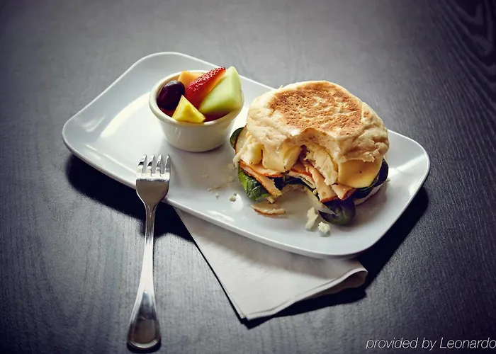 Courtyard By Marriott Craft Farms Hotel 3*